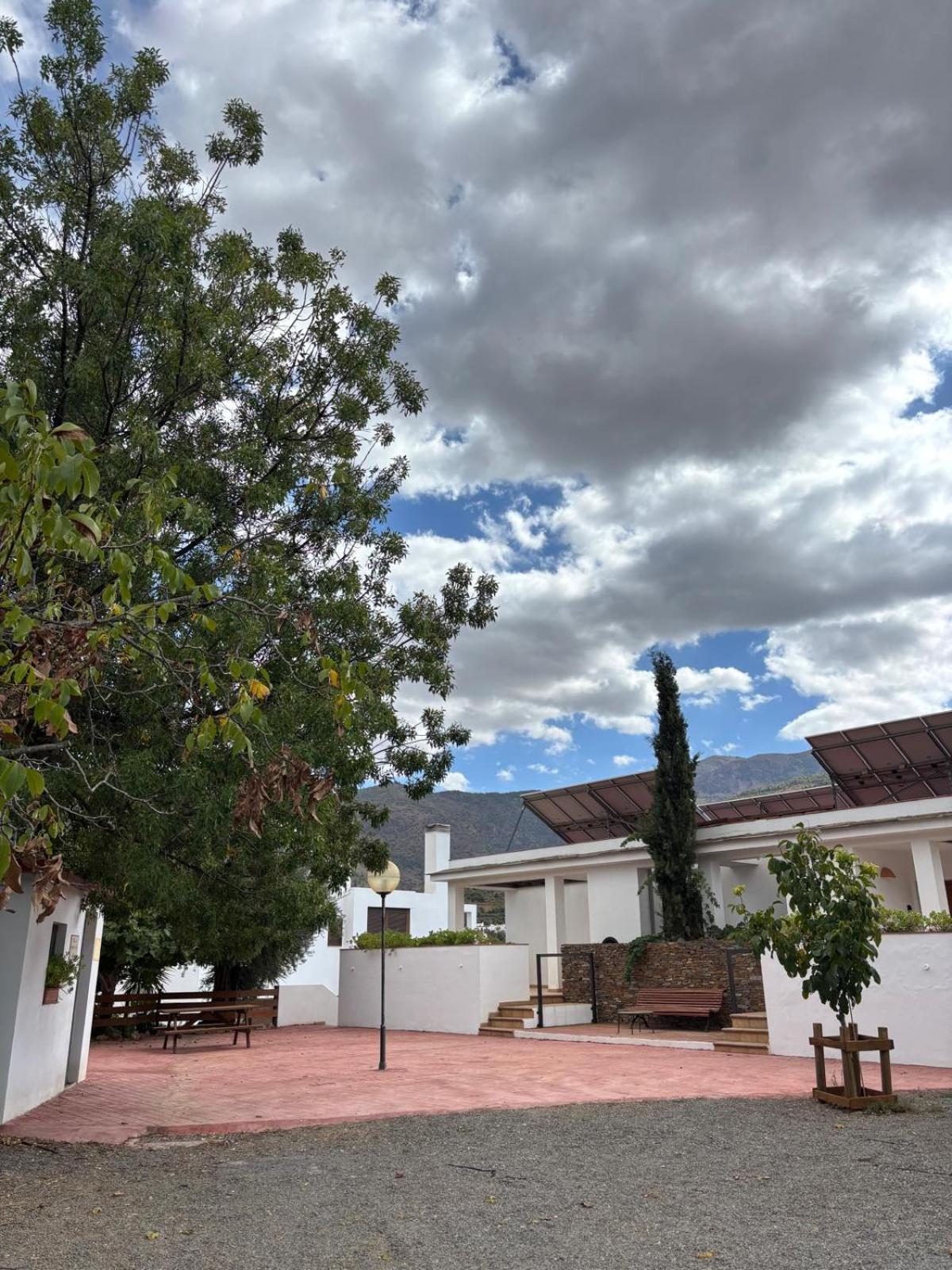 El Domingo En El Valle Fondón Exteriér fotografie
