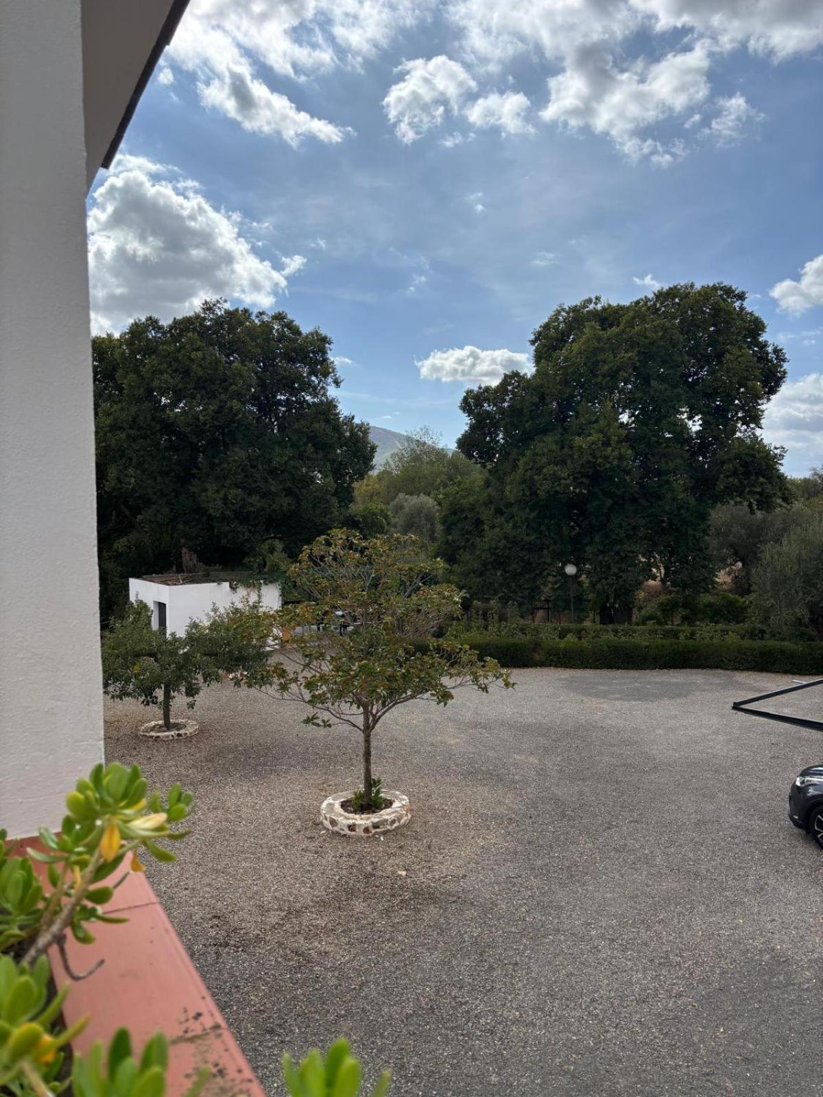 El Domingo En El Valle Fondón Exteriér fotografie
